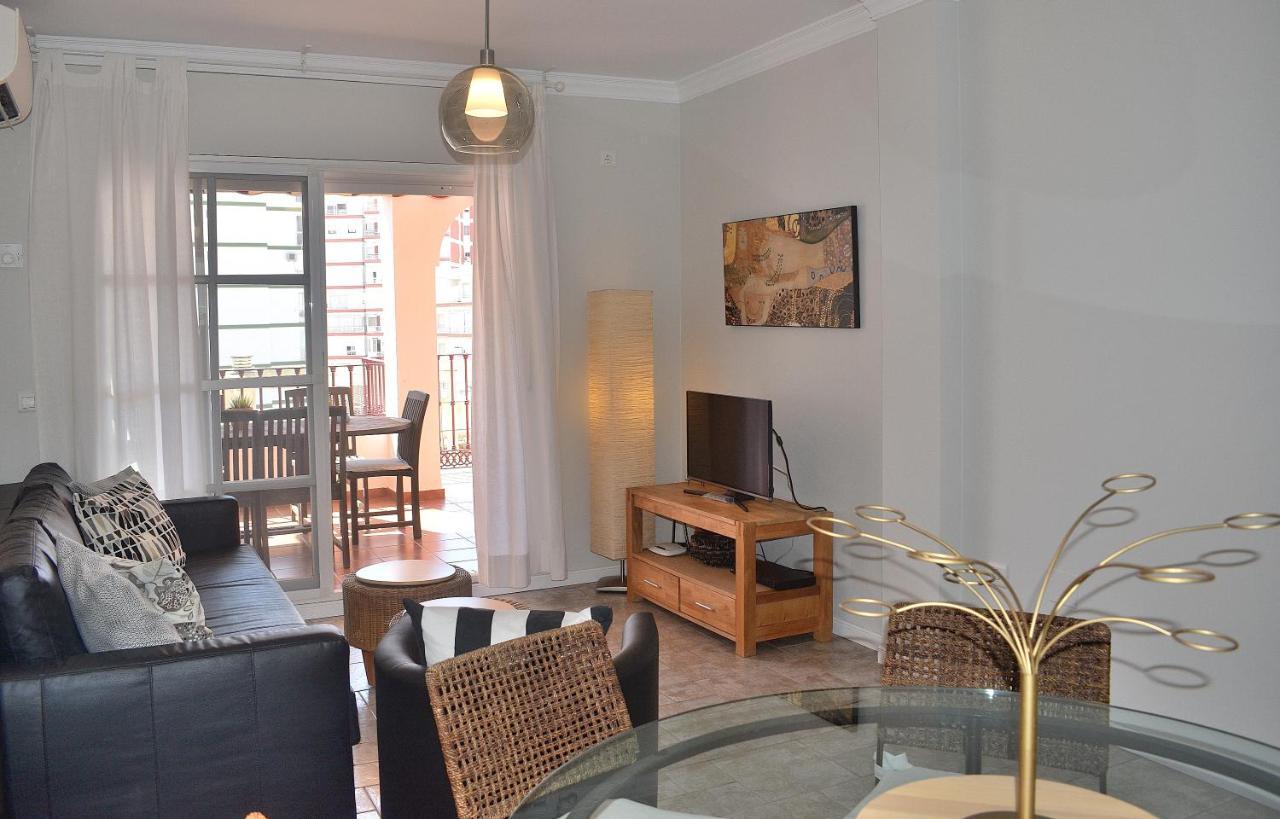 Atico Con Gran Terraza Y Vistas Al Mar Apartment Torre Del Mar Luaran gambar